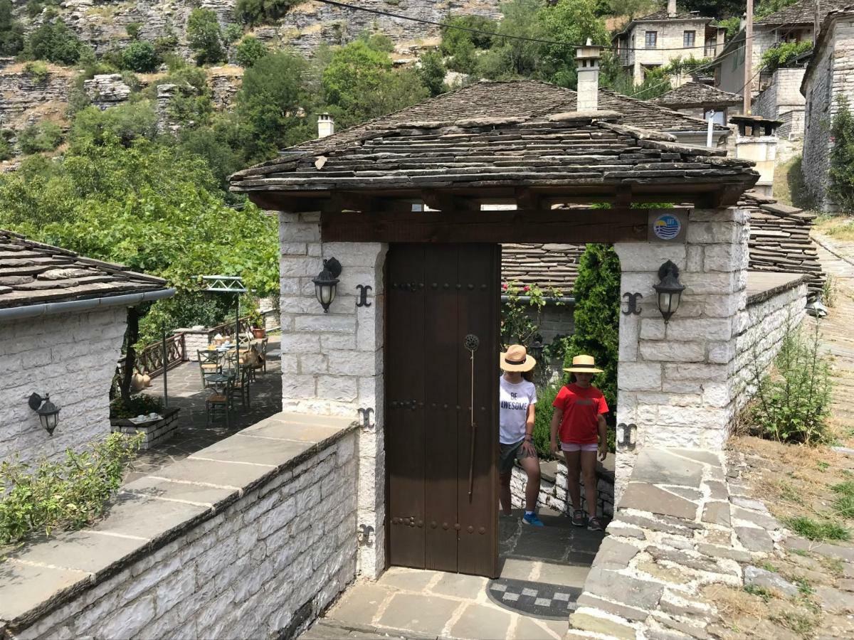 Mousafir Ontas Kepésovon Exterior foto
